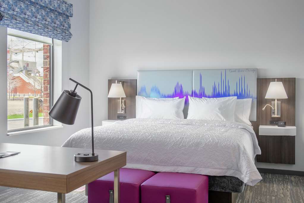 Фото Hampton Inn & Suites Bridgeview Chicago