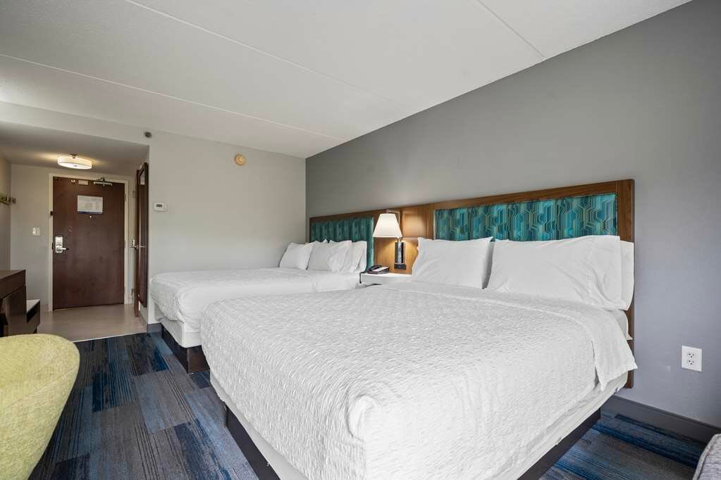 Фото Hampton Inn Ridgefield Park