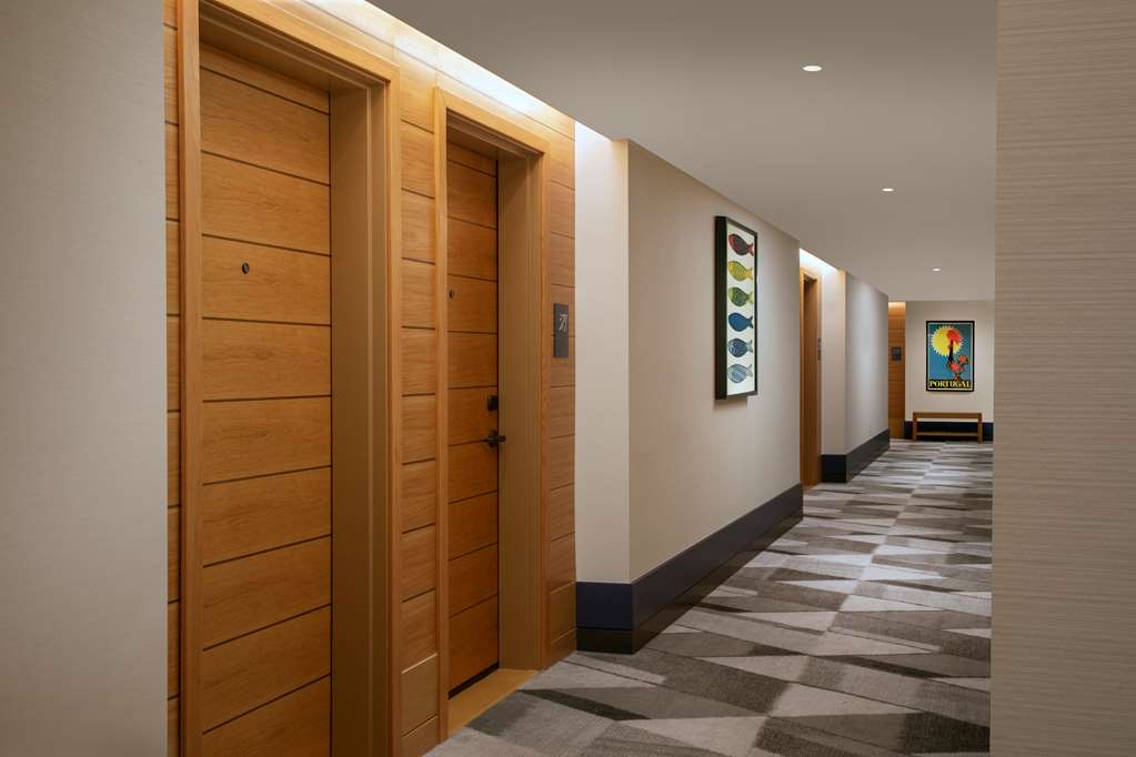 Фото The Monsaraz San Diego, Tapestry Collection by Hilton