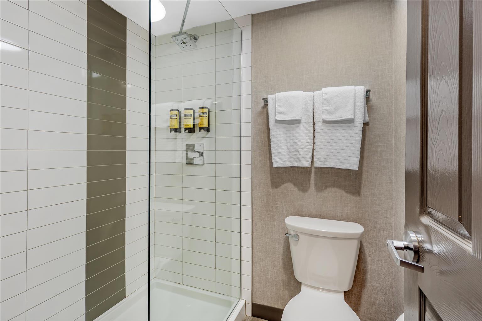 Фото Best Western Plus West Edmonton