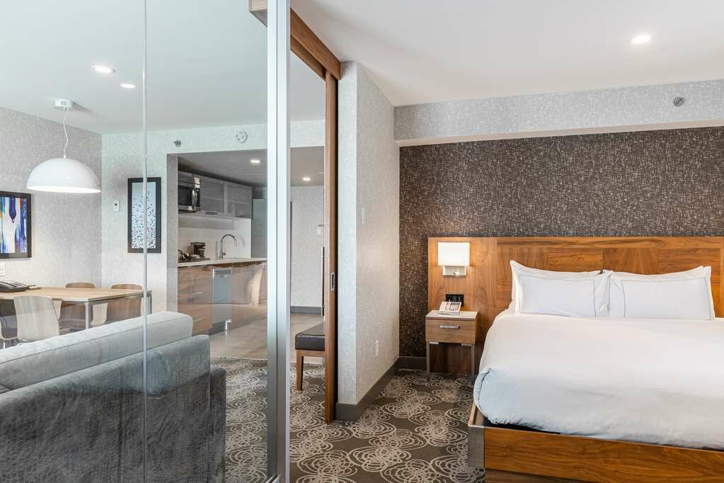 Фото Hilton Montreal Laval