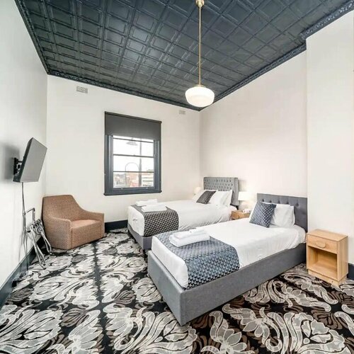 Гостиница Romano's Hotel в Уогга-Уогга