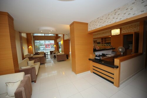 Гостиница Suite Laguna Hotel в Калеичи