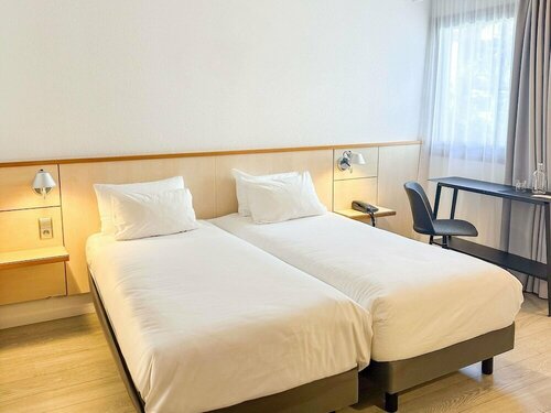 Гостиница Hôtel Mercure Ajaccio в Аяччо