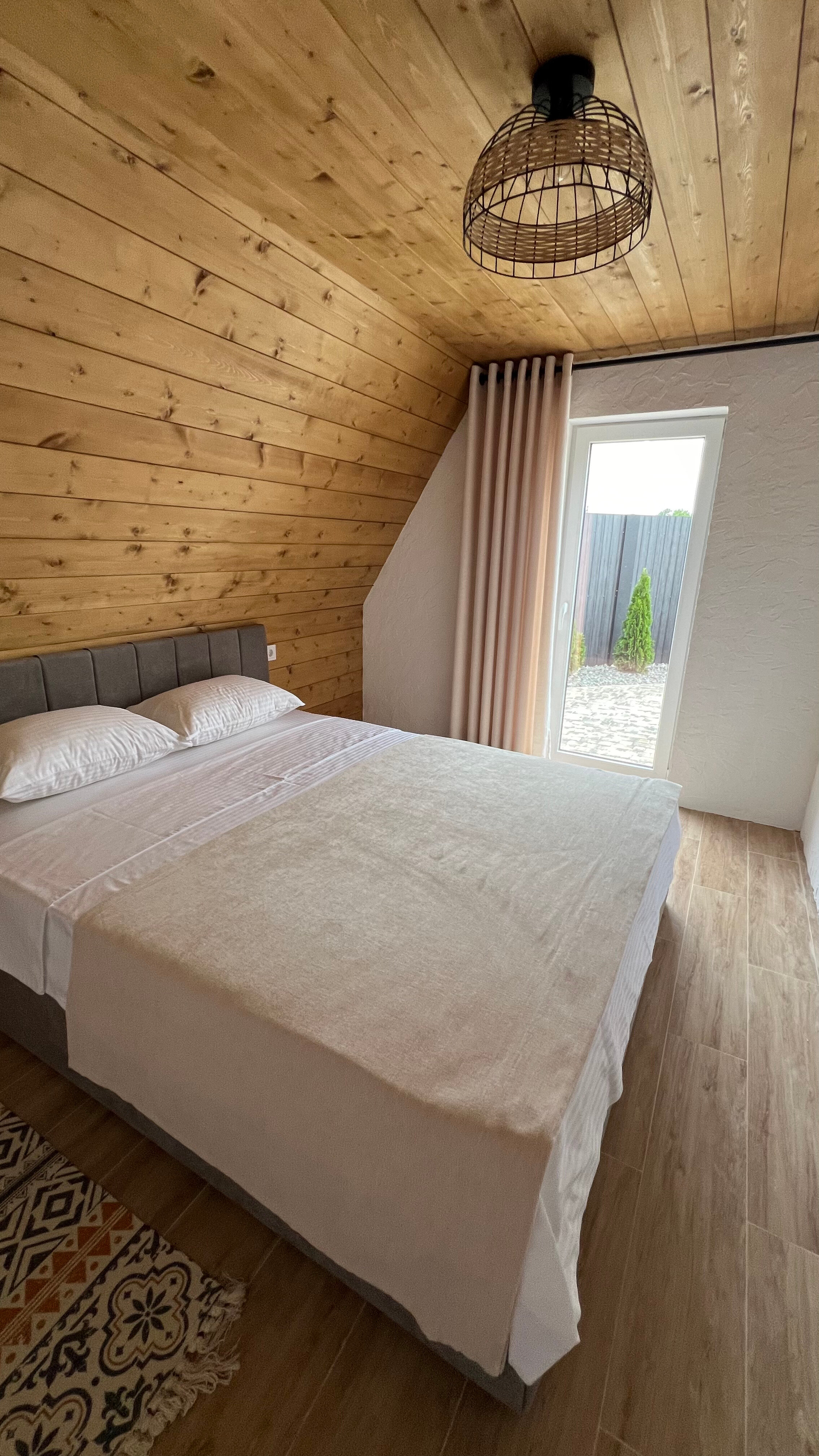 Фото Шелест