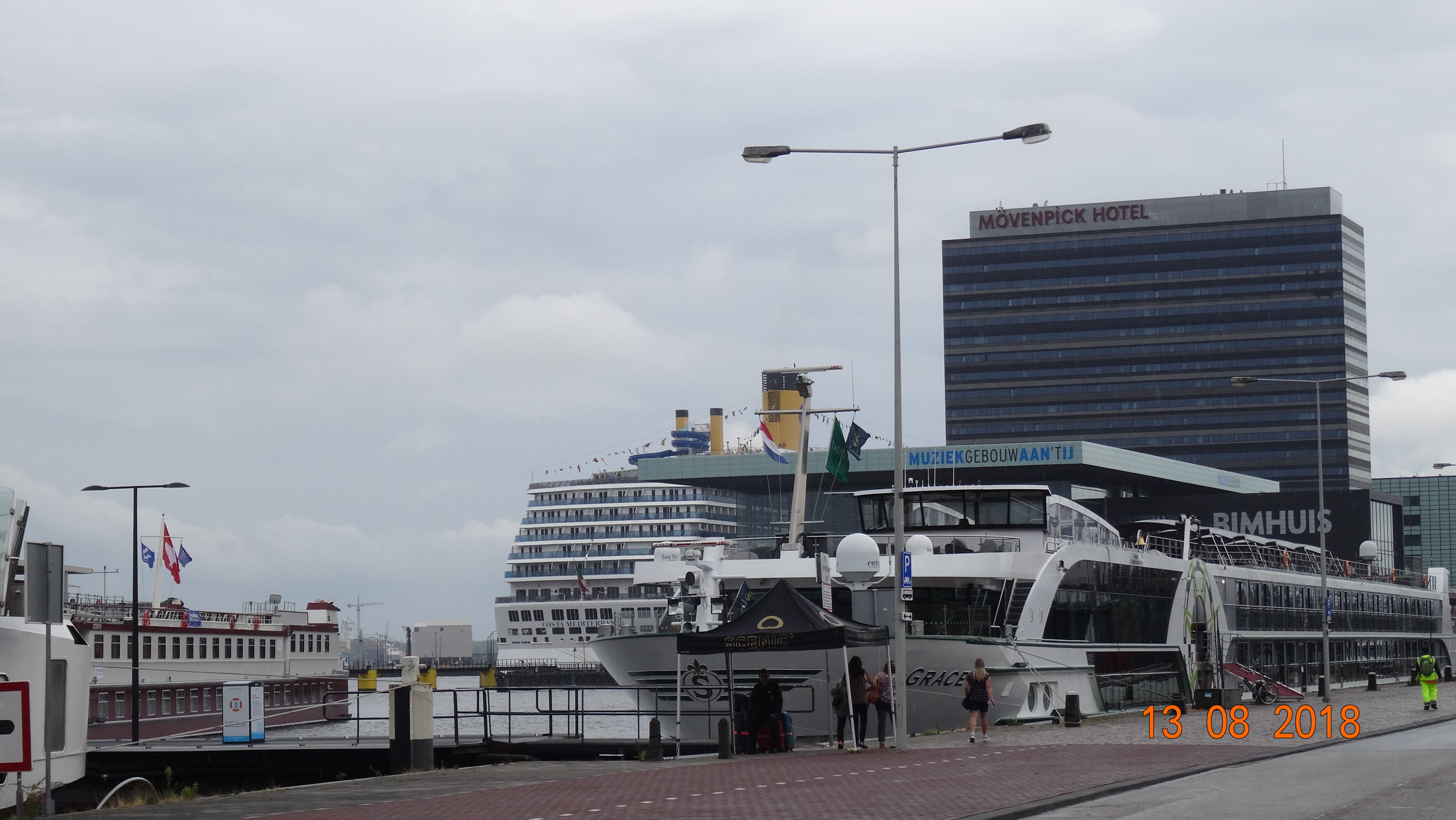 Фото Movenpick Hotel Amsterdam City Centre