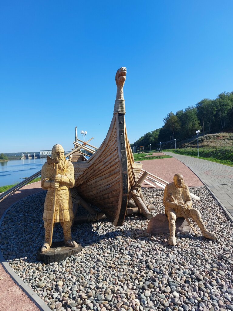 Landmark, attraction Ладья, Podporogie, photo