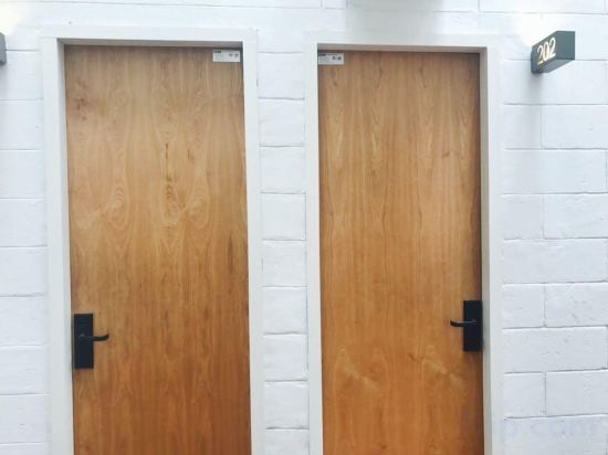 Фото Lantern Hotel