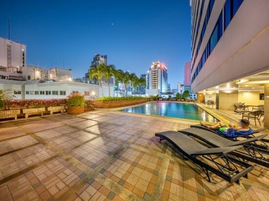 Фото Royal Benja Hotel