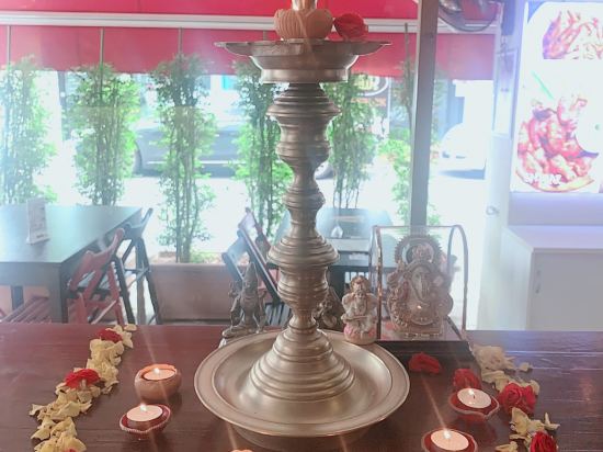 Фото Sandpiper Hotel