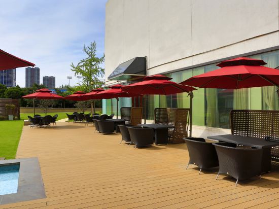 Фото Beijing Continental Grand Hotel