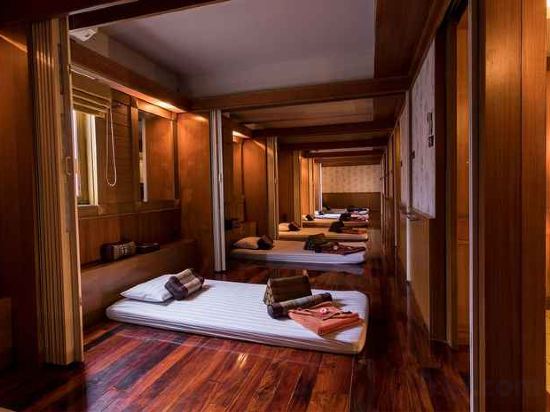 Фото Erawan Hotel