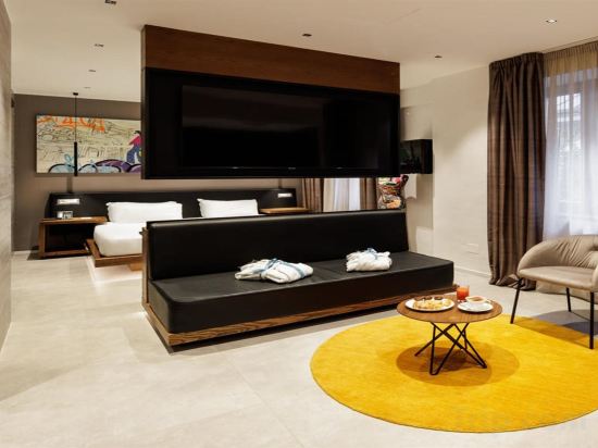 Фото The Corner Duomo Hotel