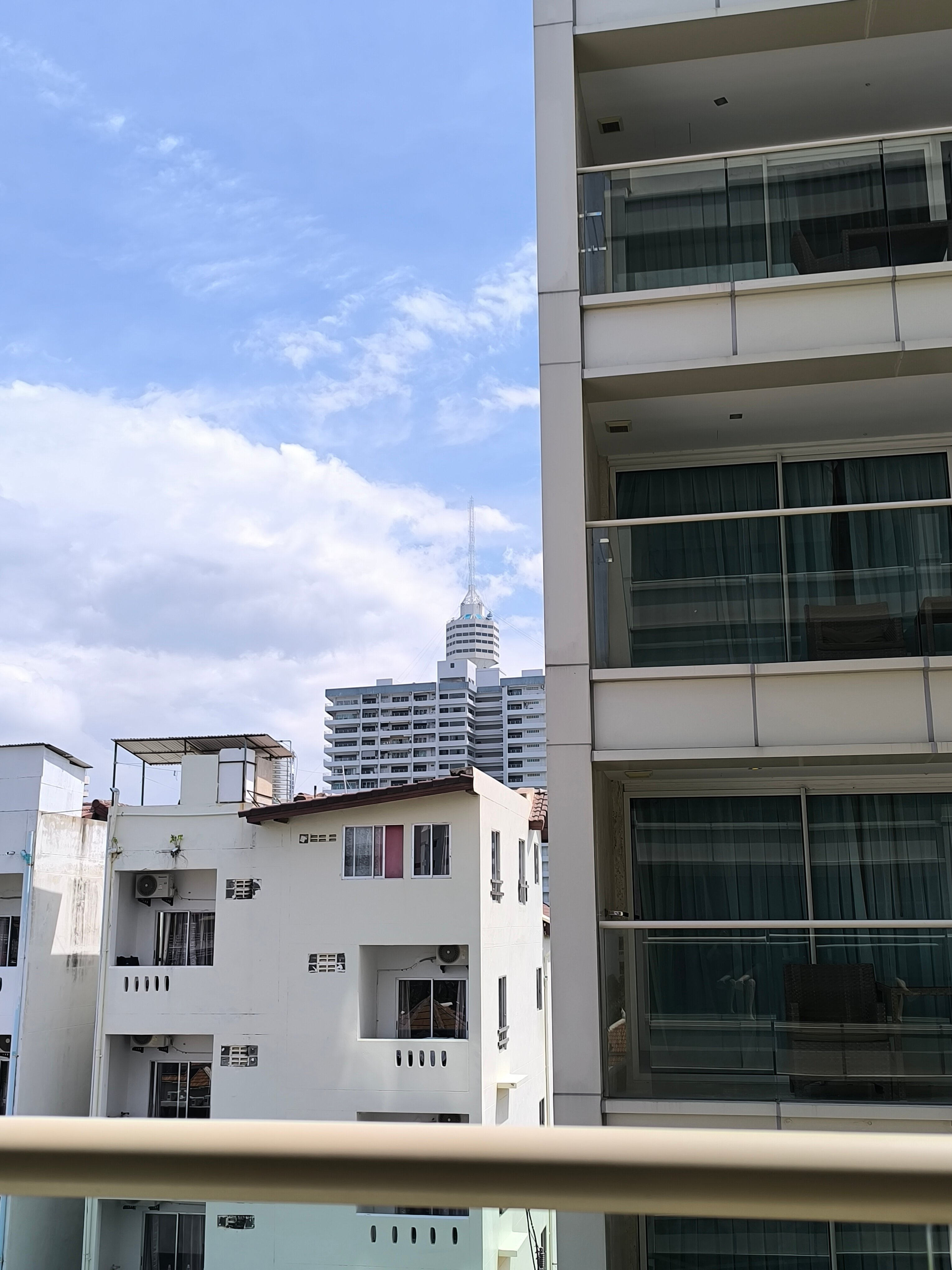 Фото The Sanctuary Resort Pattaya, BW Signature Collection