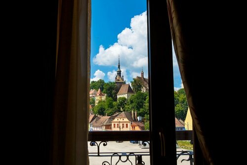 Гостиница DoubleTree by Hilton Hotel Sighisoara - Cavaler в Румынии