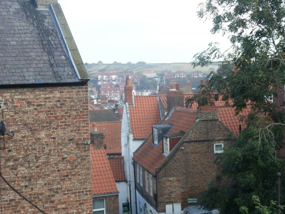 Фото Broomfield House