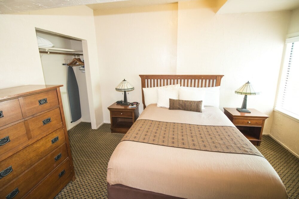 Фото Capitola Venetian Hotel