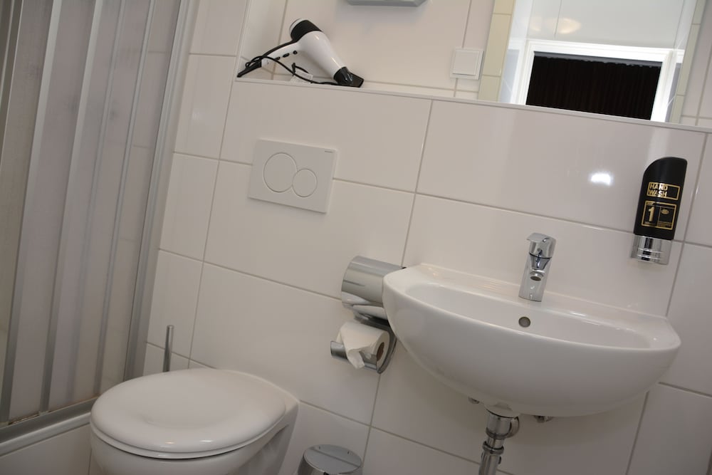 Фото Mosel Hotel Frankfurt