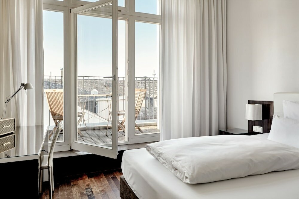 Фото The Pure, a Member of Design Hotels