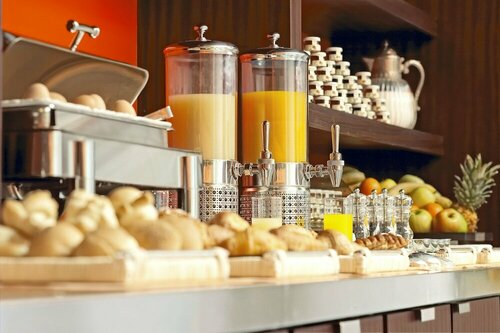 Внешний вид отеля Hotel Real Fini Baia Del Re в Модене, фото 5