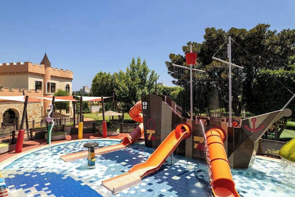 Фото Parklane, a Luxury Collection Resort & SPA, Limassol