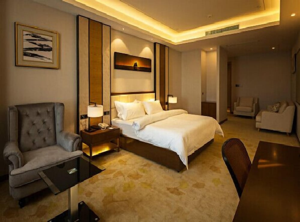 Фото Metropolo Nanjing South Railway Station Hotel