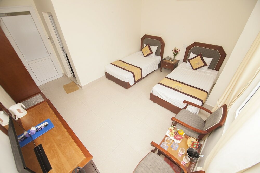 Фото Hai Long Hotel