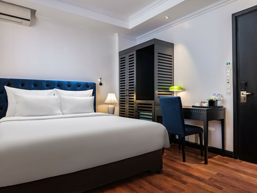 Фото The Flower Boutique Hotel & Travel