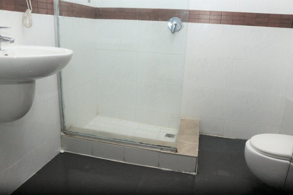 Фото The Crib Lifestyle Hotel