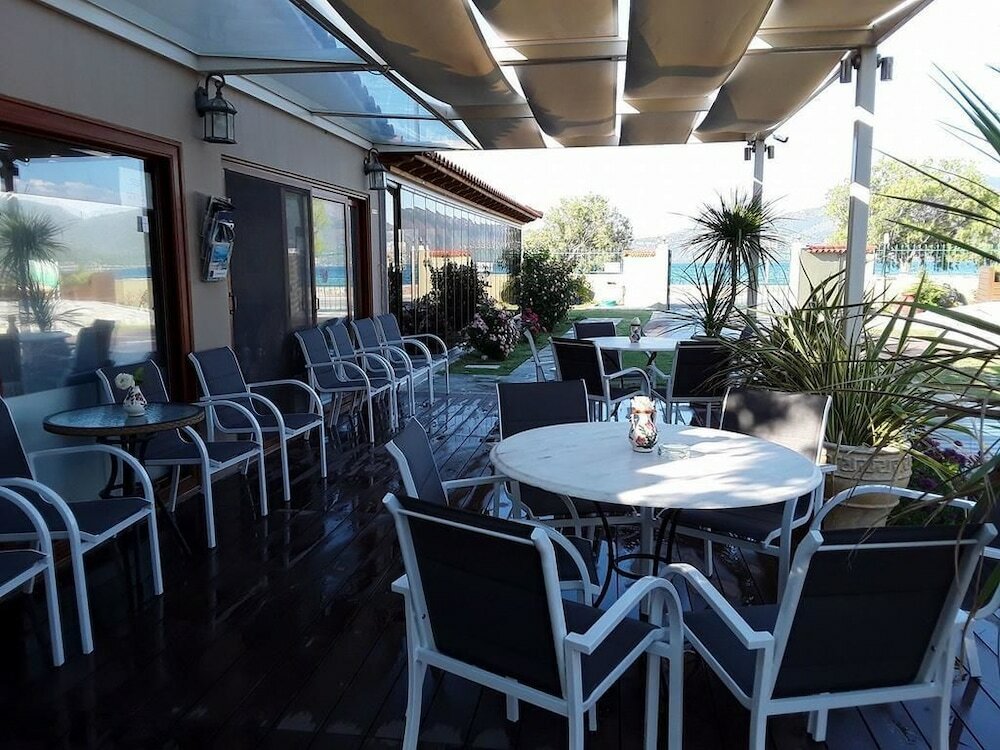 Фото Ariadnes Holiday Accommodation II