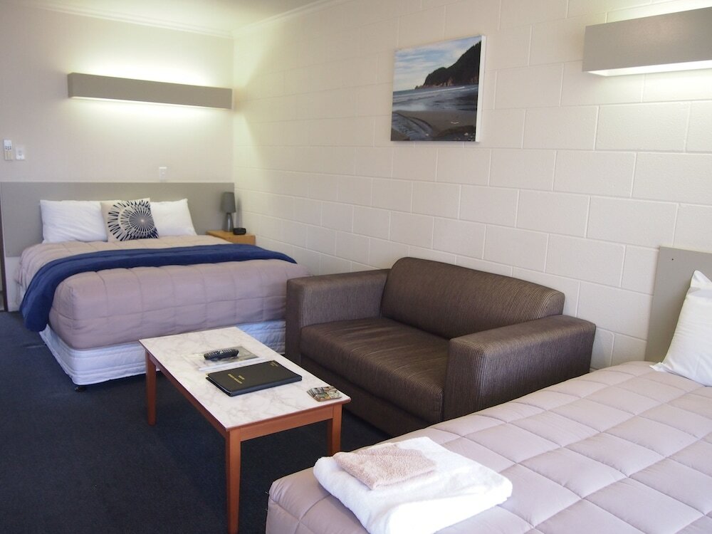 Фото Montana Lodge Motel