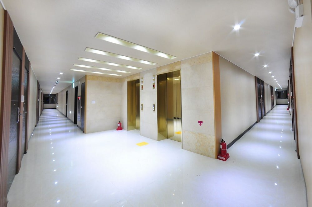 Фото Black Sands Hotel