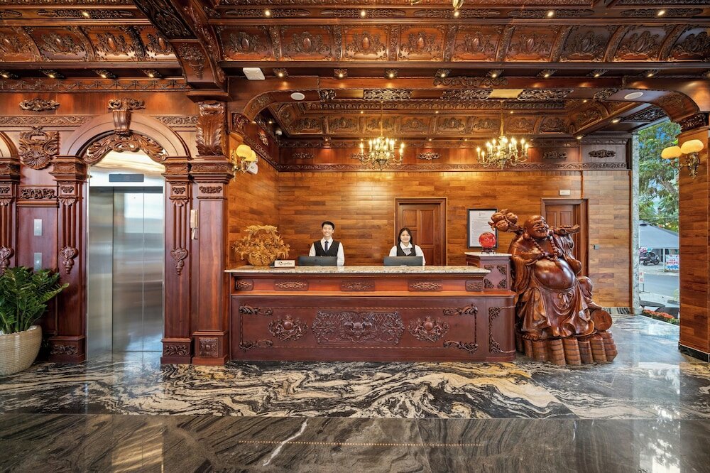 Фото Monalisa Luxury Hotel