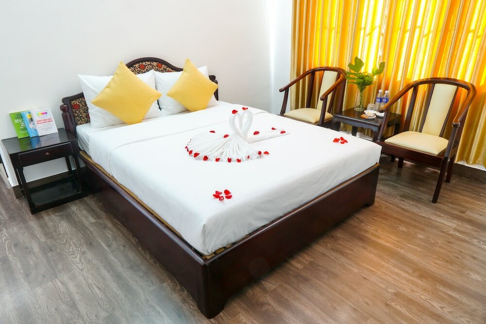 Фото Hue Royal Hotel