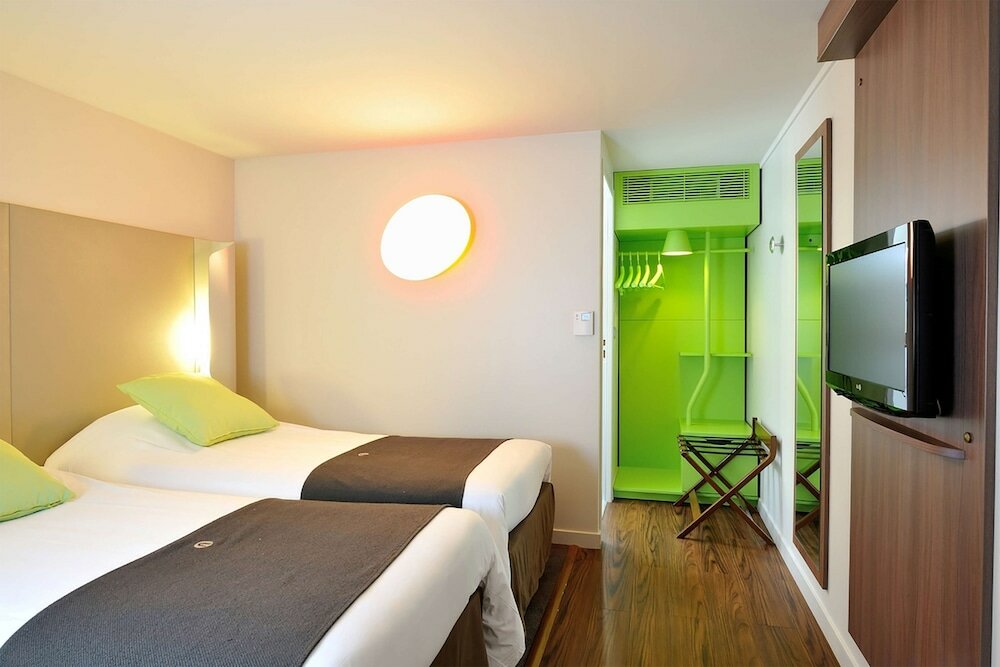 Фото Campanile Chambray Les Tours