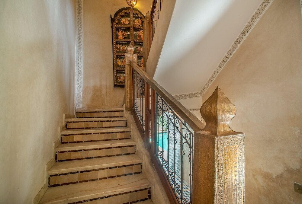 Фото Riad Laurence Olivier