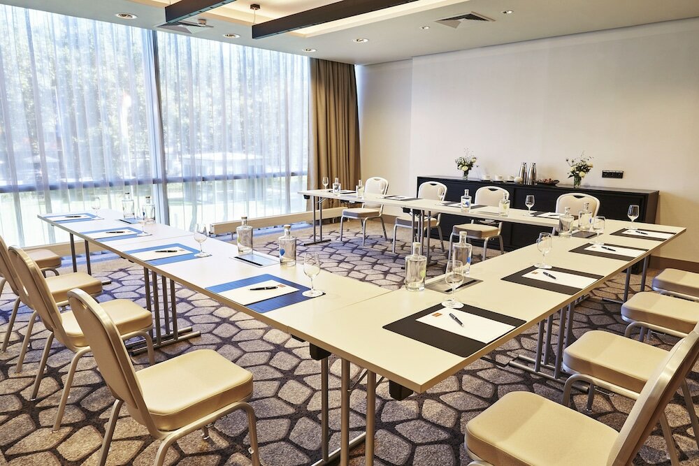 Фото Steigenberger Hotel Koln