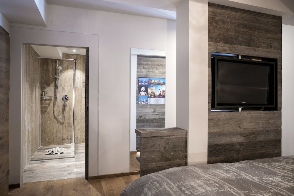 Фото Boutique Hotel im Auracher Löchl