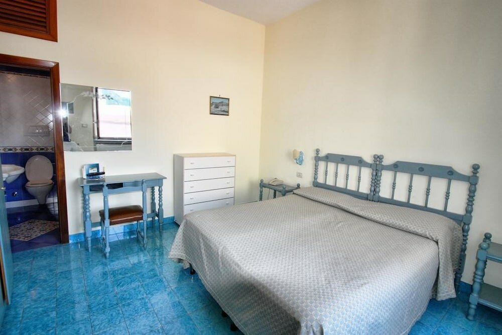 Фото Hotel La Certosa