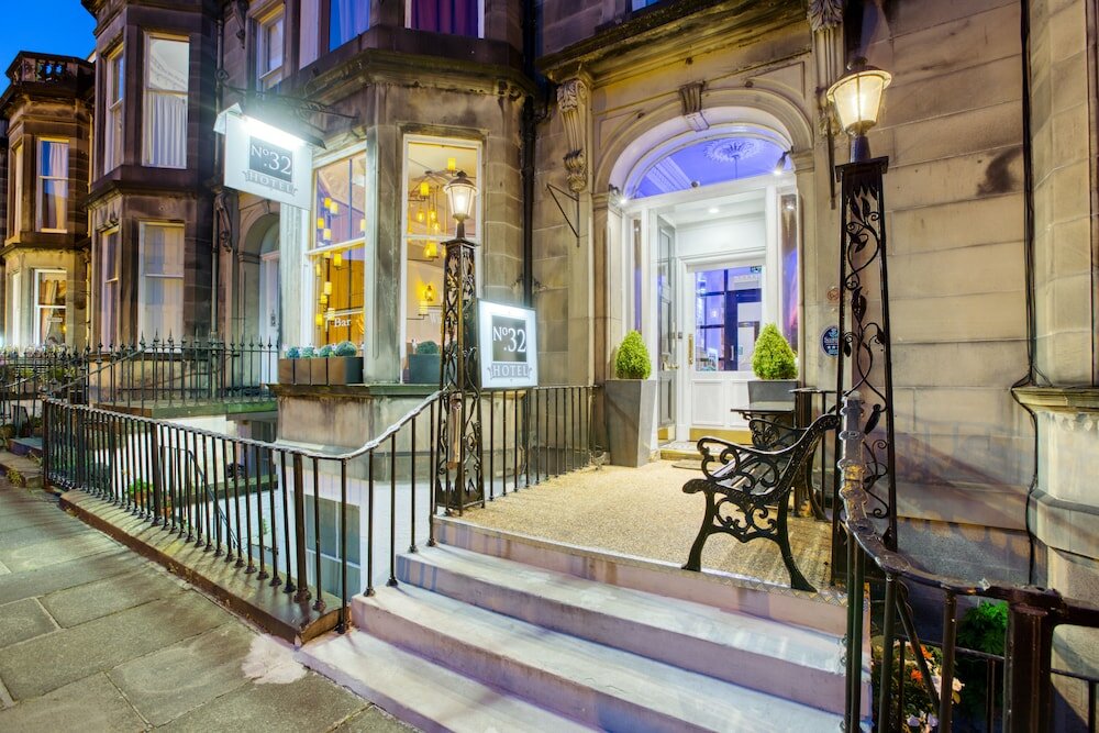 Фото No. 32 Hotel