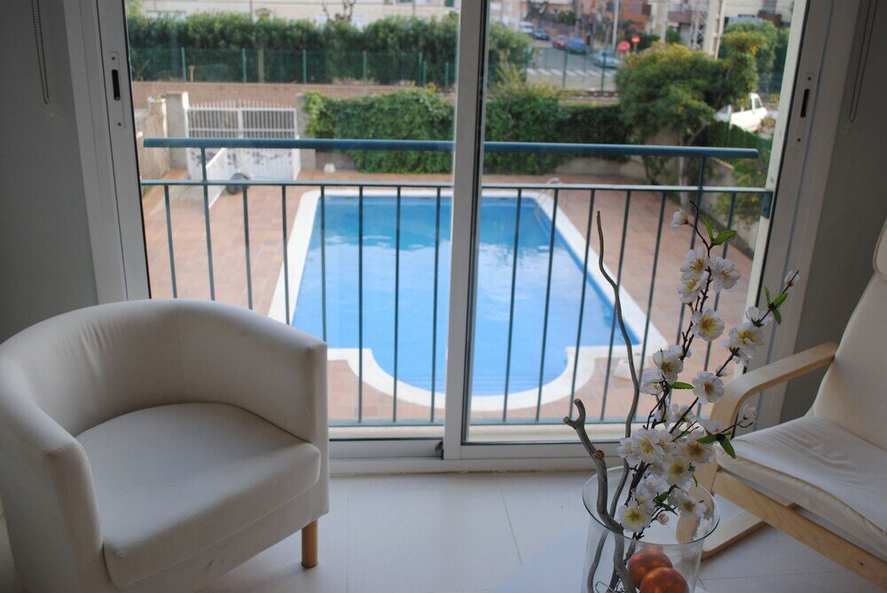 Фото Hotel Sant Jordi