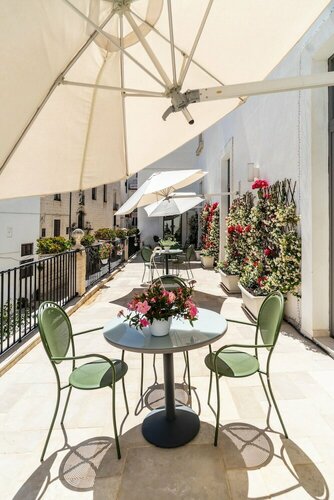 Внешний вид отеля Palazzo Indelli в Монополях, фото 4