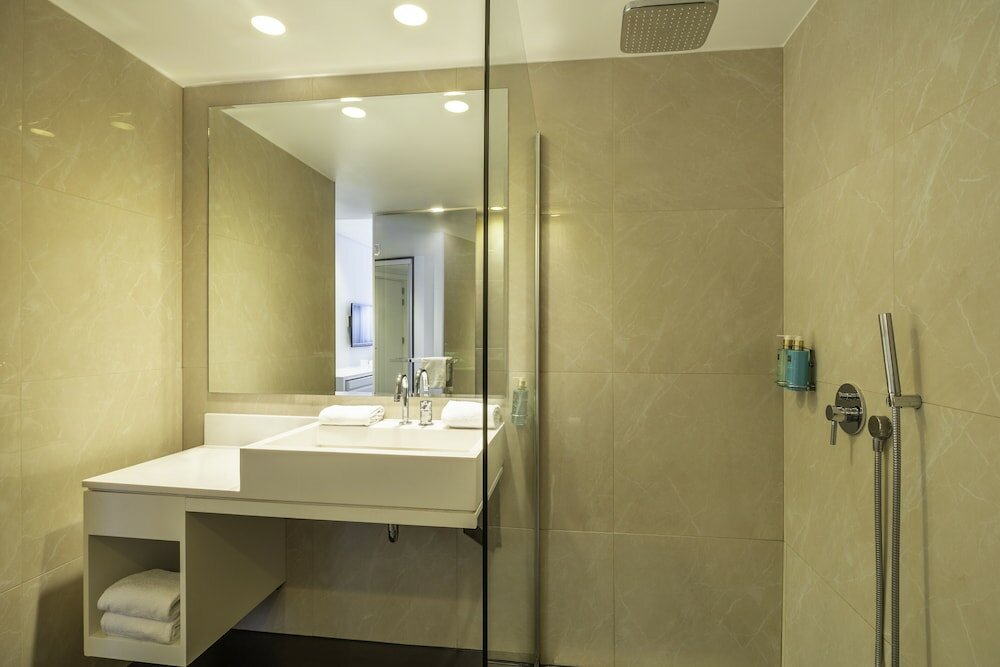 Фото B-aparthotel Regent