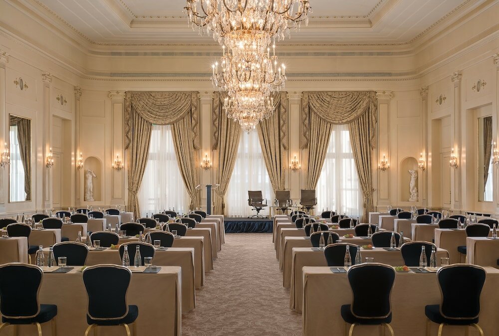 Фото Four Seasons Hotel Des Bergues Geneva