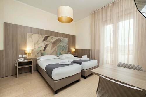 Внешний вид отеля Hotel Maggiore Bologna в Болонье, фото 3