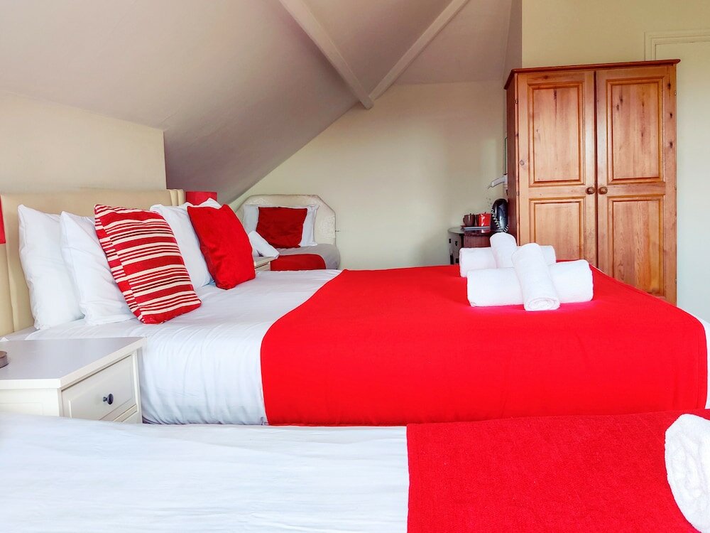 Фото Wentworth House