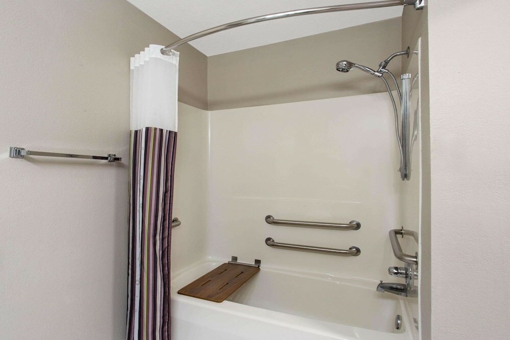 Фото La Quinta Inn by Wyndham Peru Starved Rock State Park