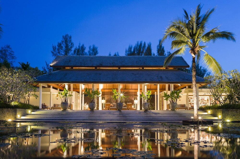 Фото The Sarojin