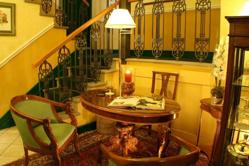 Фото Rosary Garden