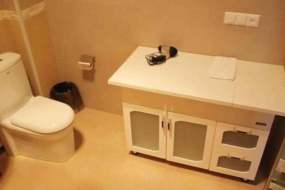 Фото London Palace Tbilisi